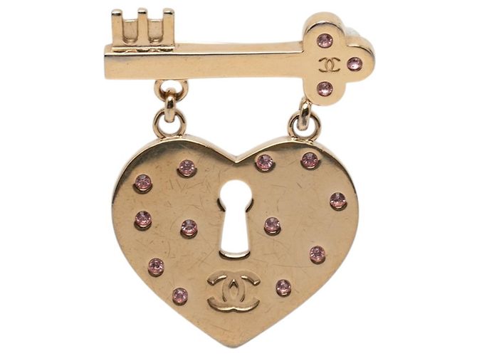 Broche Chanel Coco Mark Heart Lock Key Motif Rosa Dorado