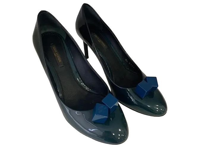Louis Vuitton Heels Black