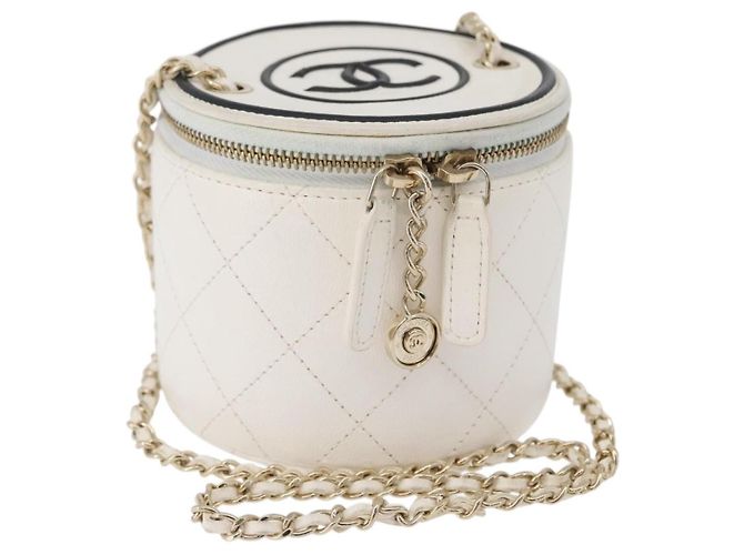 Chanel CC Mini Vanity Case mit Kette aus gesteuertem Lammleder Weiß