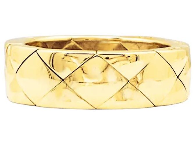 Anillo Chanel, "Matelassé", oro amarillo.