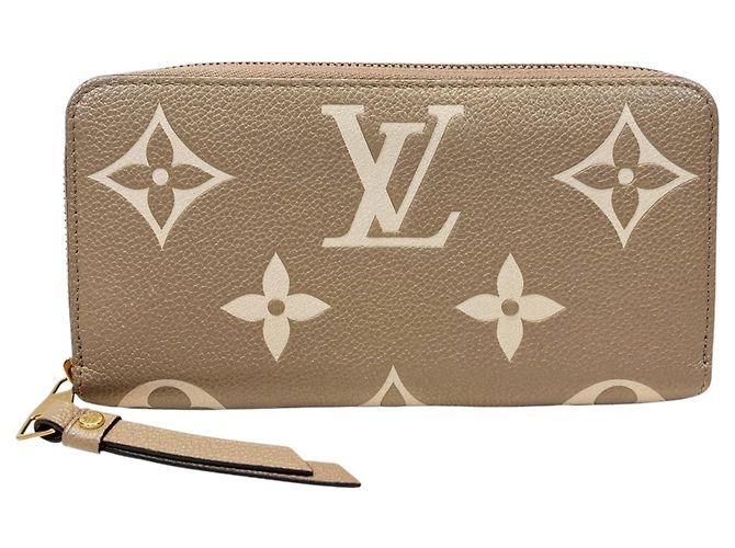 Louis Vuitton Zippy Wallet in Monogram Empreinte Leather