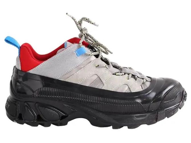 Burberry Zapatillas grises