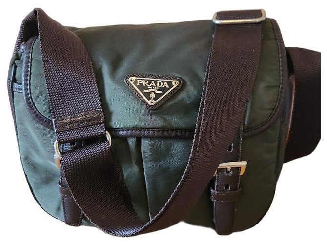Prada Bolsa de Ombro em Nylon Verde Marrom