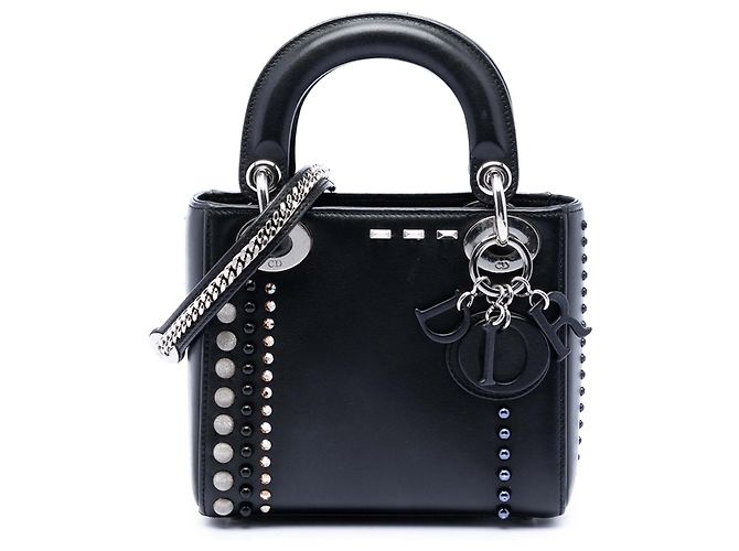 Lady Dior in agnello nero con borchie, cristalli e perle