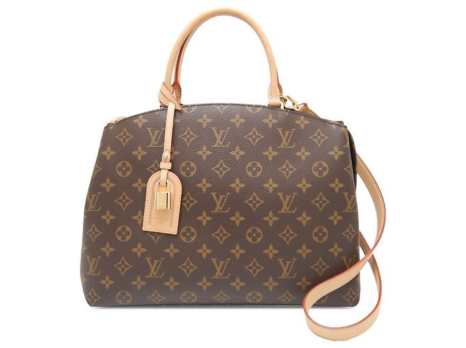 Louis Vuitton Marrom Monogram Grand Palais