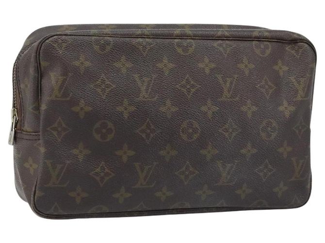 Louis Vuitton Neceser Monogram Canvas 28 Castaño