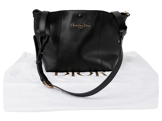 Dior Borsa a tracolla a secchiello Signature Medium Nero