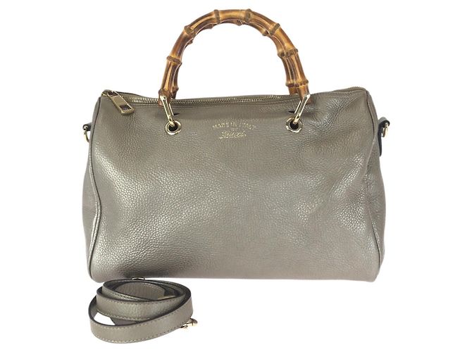 Bamboo Bolsa de ombro em couro com alça de bambu Gucci Dourado Metálico