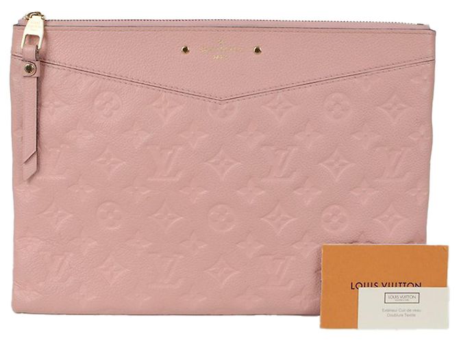 Louis Vuitton Pochette Daily Rose