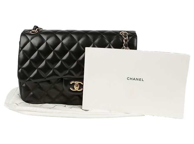 Chanel Borsa a tracolla con patta classica Large Nero