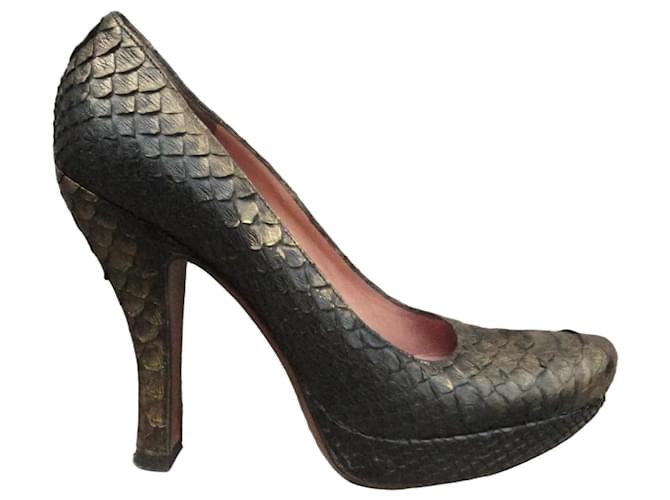 Décolleté Alaïa in Pitone Dorato D'oro