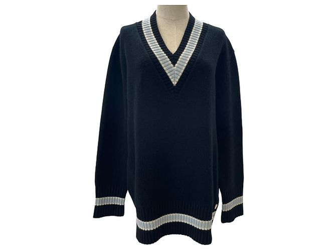 Burberry V-Ausschnitt Wollstrickpullover Schwarz