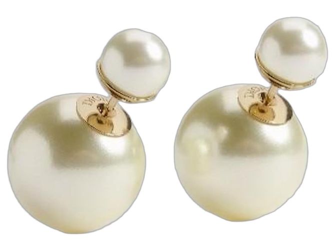 Christian Dior Pendientes Blanco roto