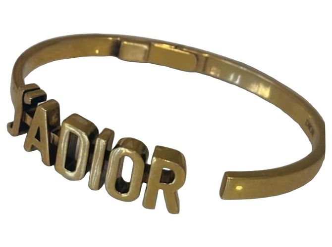 J'adior D'oro 