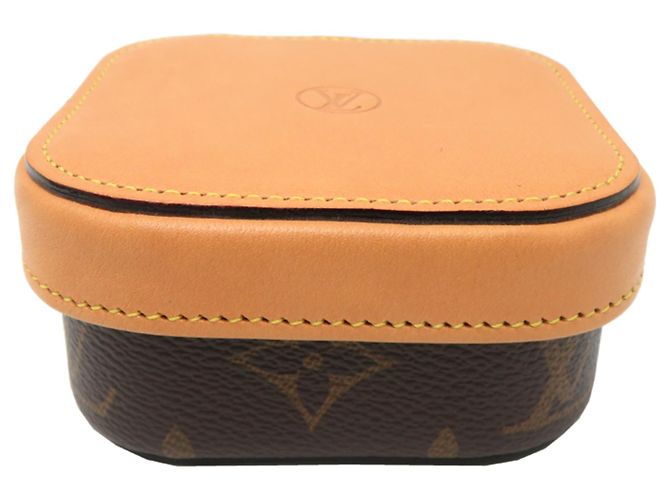 Louis Vuitton Boite Camille PM Box Bag