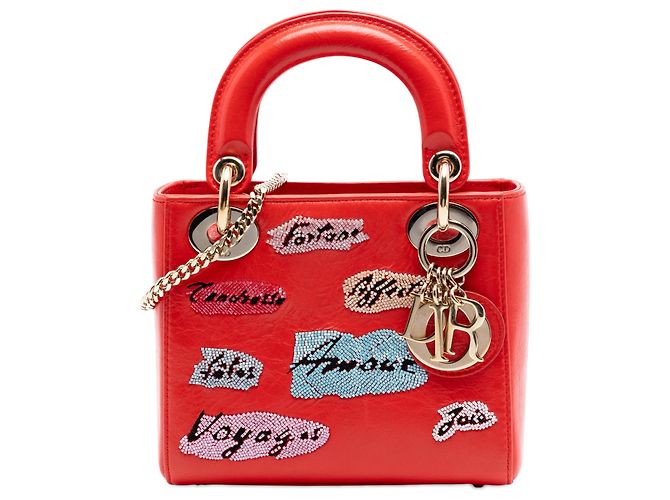 Lady Dior mini em couro de bezerro bordado vermelho