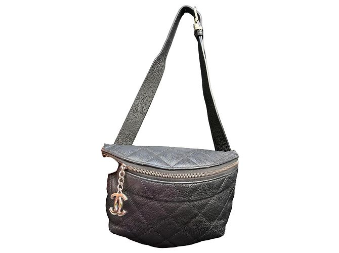Chanel gesteppte Leder-Gürteltasche Schwarz