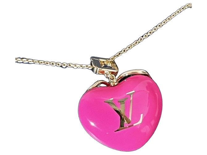 Louis Vuitton Collar Edición Limitada Valentine's Day Lazo Corazón Rosa