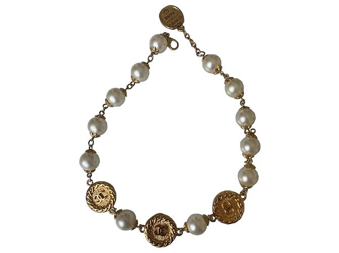 Chanel Pulseira de Pérolas e Elos Dourados Branco