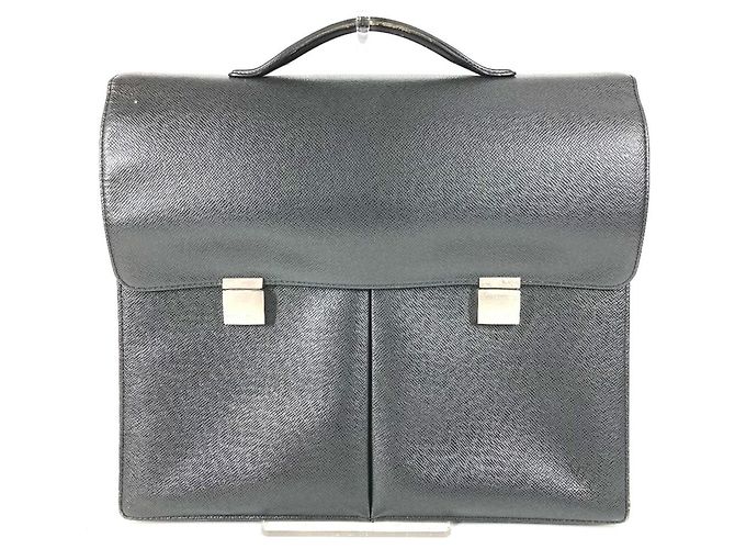 Sac à main Louis Vuitton Taiga Serviette Kazan Noir Gris