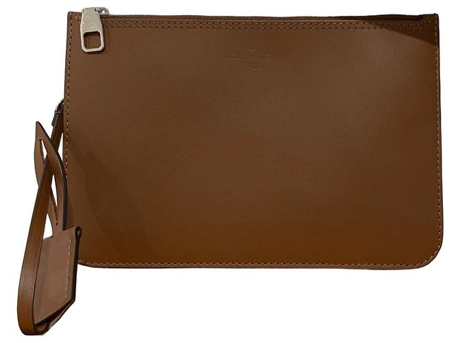 Louis Vuitton Pochette Voyage MM Monogram Canvas Marron
