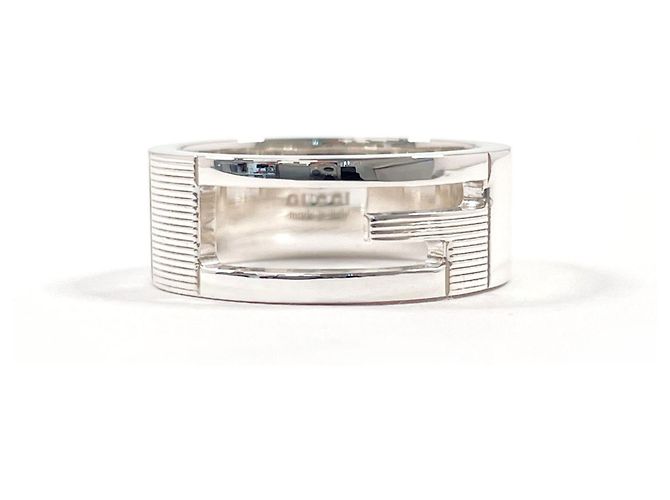 Anillo G con recorte de GUCCI Plata