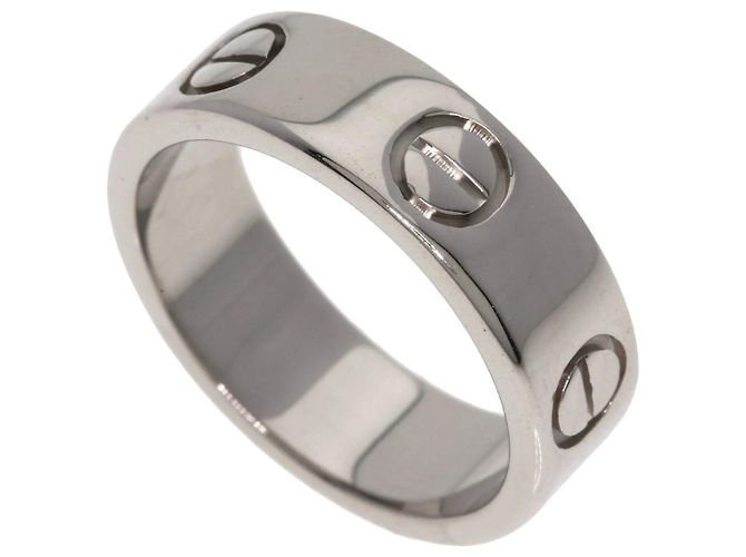Anillo Love de Cartier en oro blanco de 18K