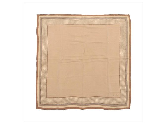 Sciarpa Chanel in seta seta 83 cm Beige
