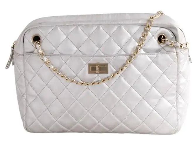 Chanel Silberne Camera Schultertasche