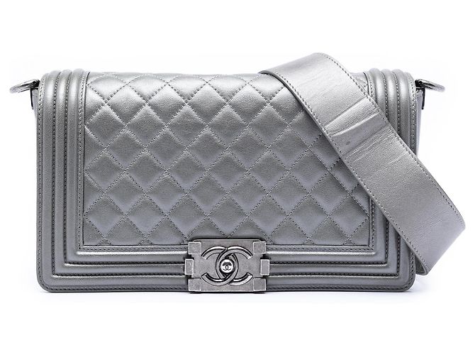Chanel Boy Flap aus gestepptem Lammleder Grau Old Medium Braun Anthrazitgrau