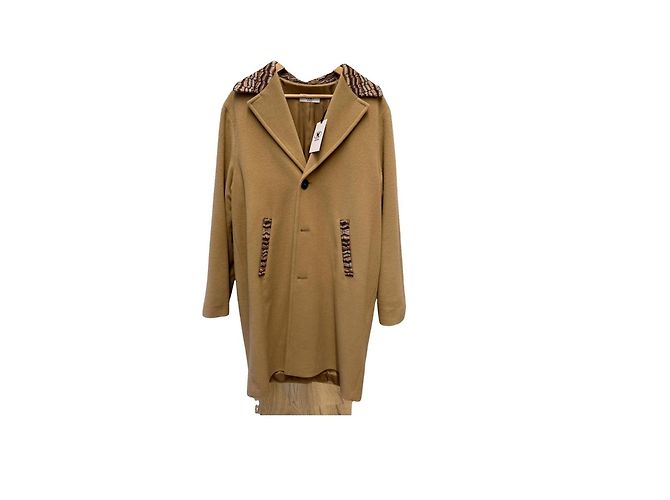 Missoni camel wool coat, knitted wool decorative pattern on collar and pockets Multiple colors
