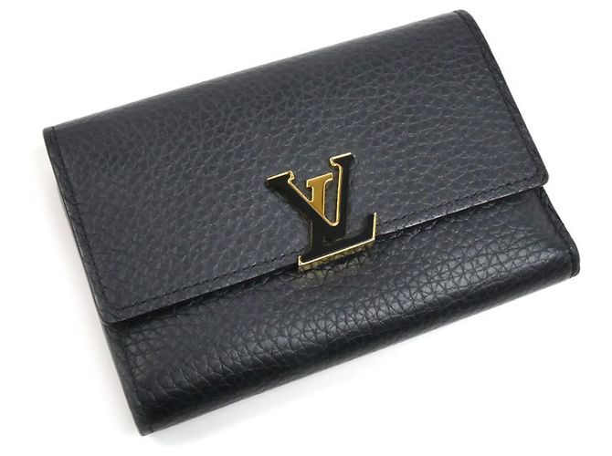 Louis Vuitton Portefeuille Capucines Compact Tri-fold Wallet Golden