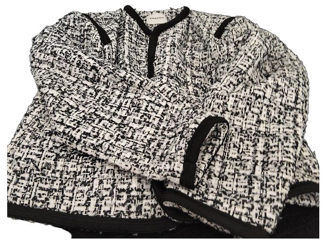 Completo giacca e gonna Sandro in tweed bianco e nero