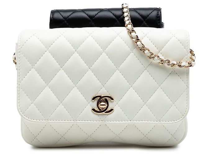 Chanel White CC Quilted Lambskin Side Packs Flap Branco