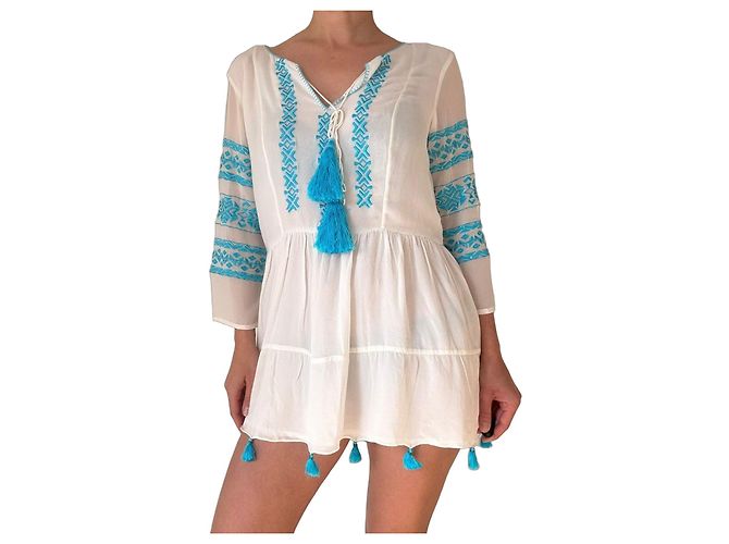 Autre Marque Rococo Sand weißes besticktes Kleid mit Quasten Blau