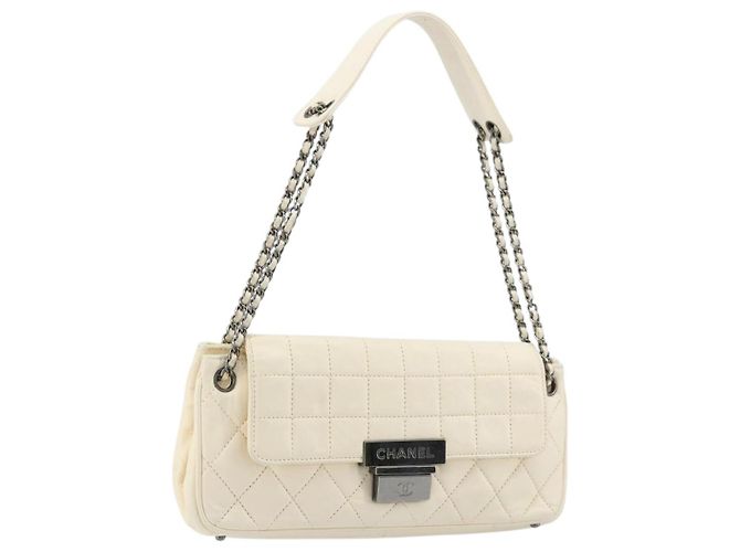 CHANEL Choco Bar Chain Shoulder Bag Lamb Skin White Silver CC Auth 177622 Argento Bianco