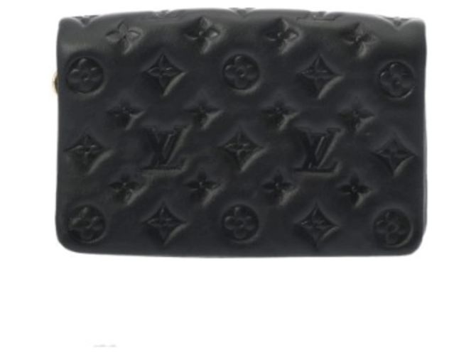 Pochette Coussin em Monogram Embossed Louis Vuitton Noir Preto