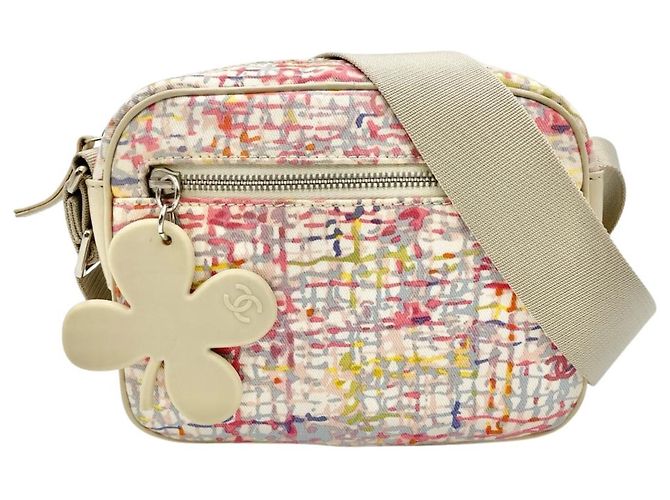 Bolso de hombro Chanel Clover Charm Multicolor Beige