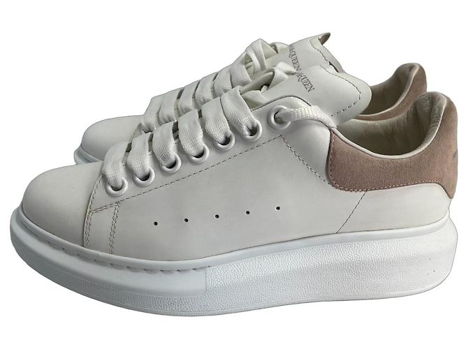 Alexander McQueen Oversized Sneaker Weiß