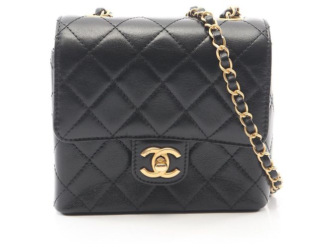 Borsa a tracolla Chanel in pelle nera trapuntata Nero