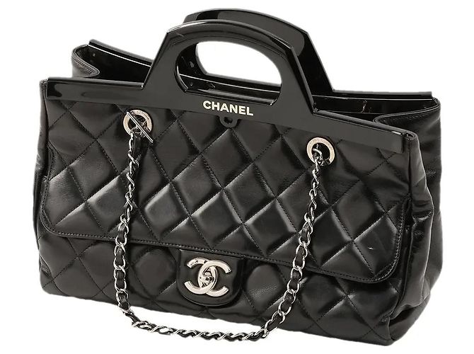 Chanel Delivery gesteppte Lederhandtasche Schwarz