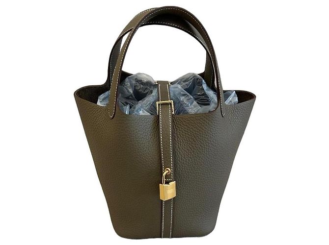 Bolsa Hermès Picotin 18 em couro granulado Cinza
