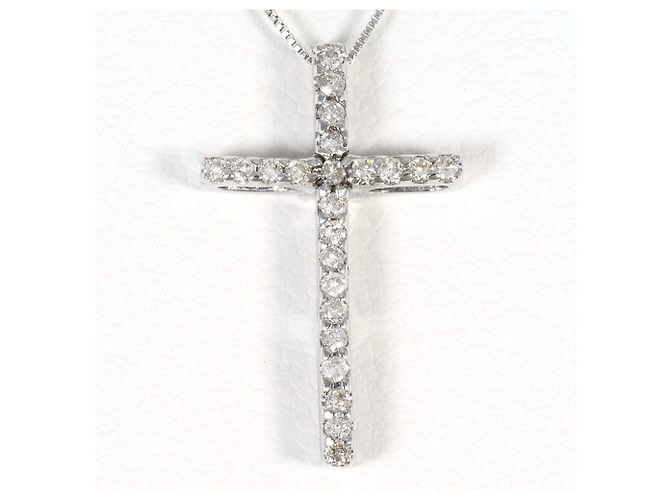 Autre Marque Elegante collana in oro bianco 18K e diamanti D'oro