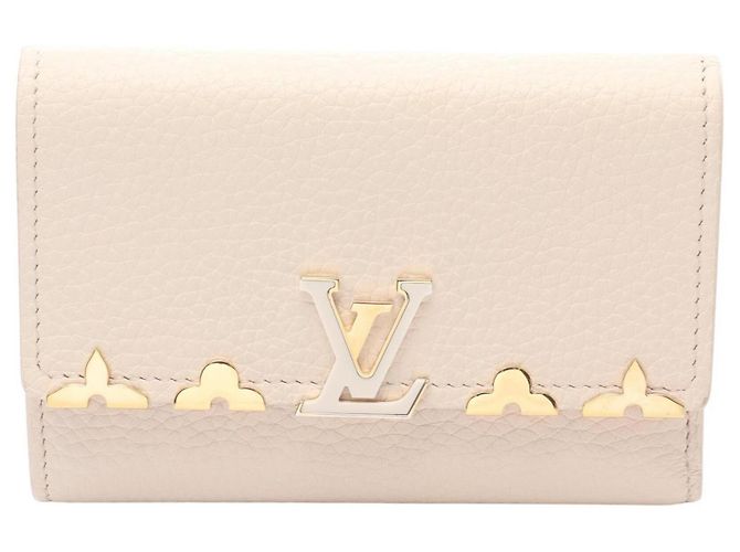 Cartera Louis Vuitton Capucines Compact Crudo