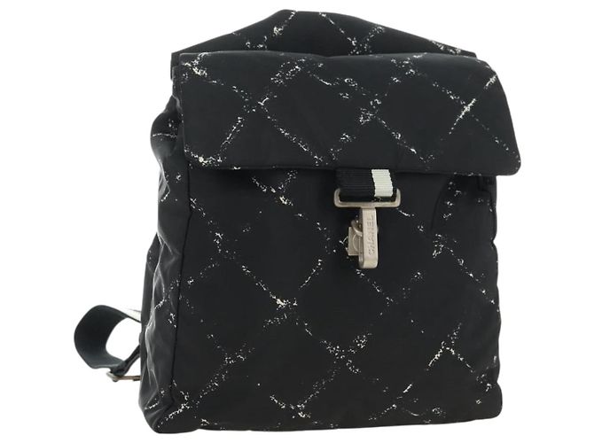 CHANEL Nueva línea de mochila de nylon negro CC Auth BA12647V