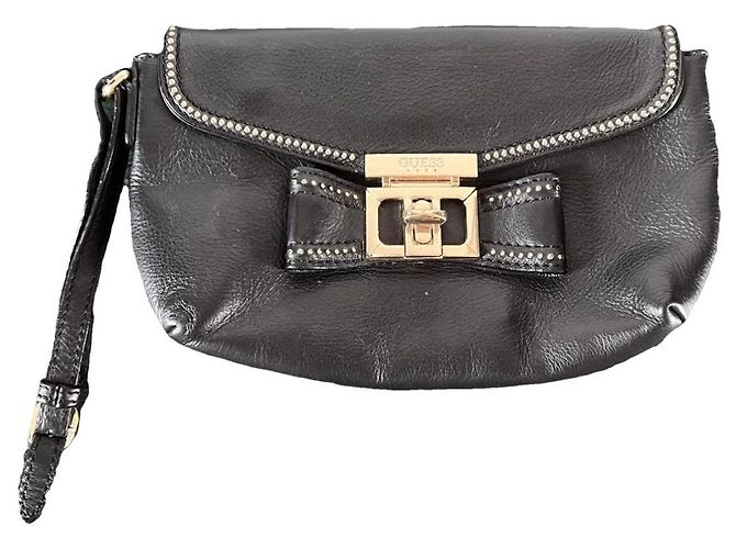 Clutch in pelle Guess Luxe con borchie e fiocco - Nero