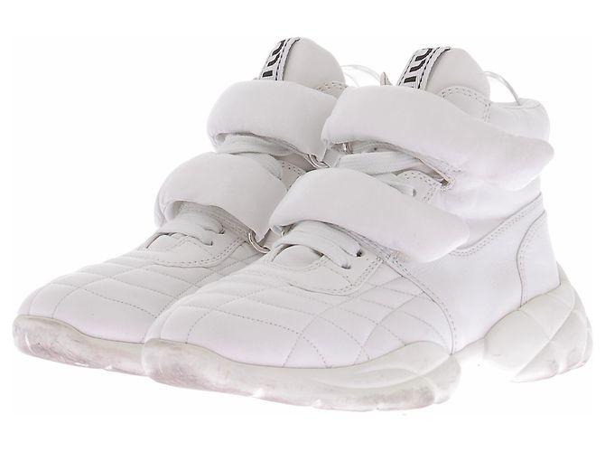 Miu Miu Ledersneaker in Weiß mit Plateausohle