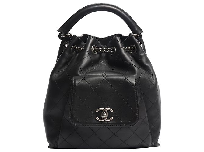 Chanel Black 2016 diamond stitching backpack