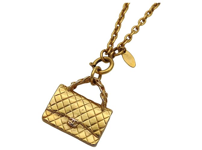 Collana Chanel Matelassé placcata oro D'oro
