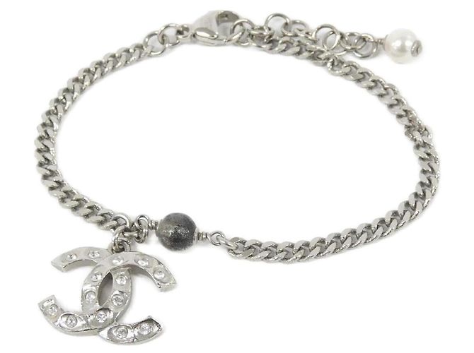 Timeless Pulseira Charm Chanel Prata Branco